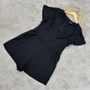 Express Women’s V-Neck Romper Shorts Chiffon Keyhole Back in Black 12